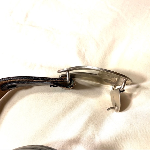 SOLD 🛑 Vintage Silver and Leather Belt - Picture 5 of 8